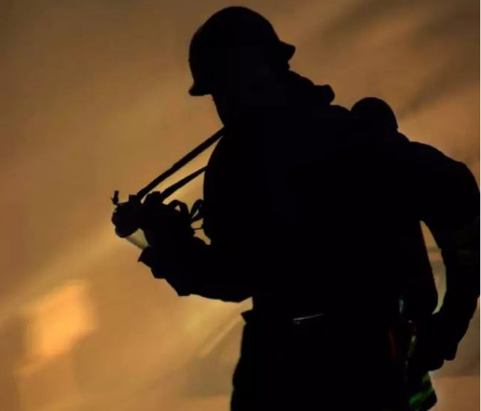 正壓式空氣呼吸器|提供呼吸保護(hù)，保障生命安全！