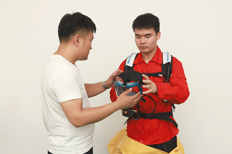 防化服穿錯＝?jīng)]防護？5分鐘掌握！防化服穿戴指南